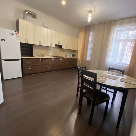Apartment Ekaterinenskaya 24 Одеса Екстер'єр фото